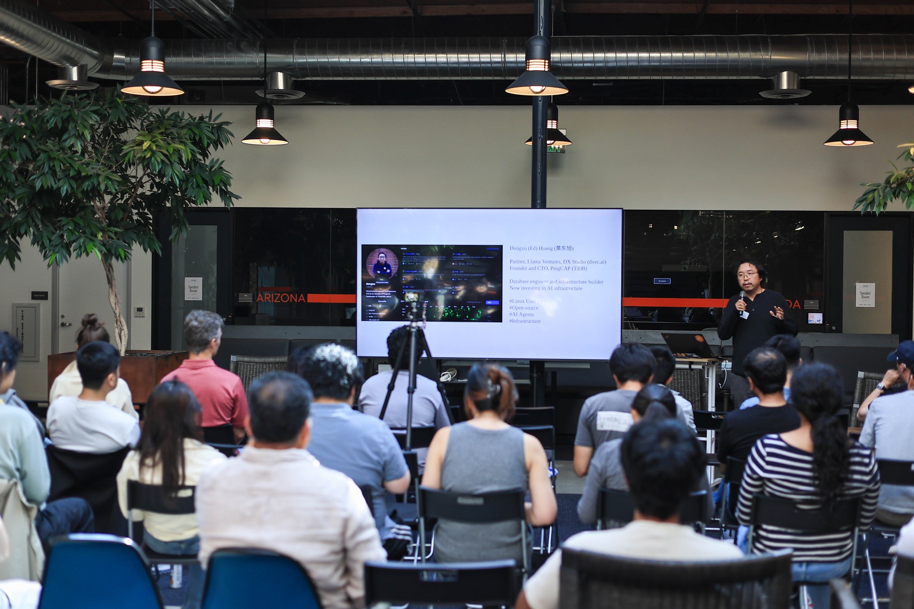 Edward Huang of Llama Ventures presenting at AI Infra Signal 2026